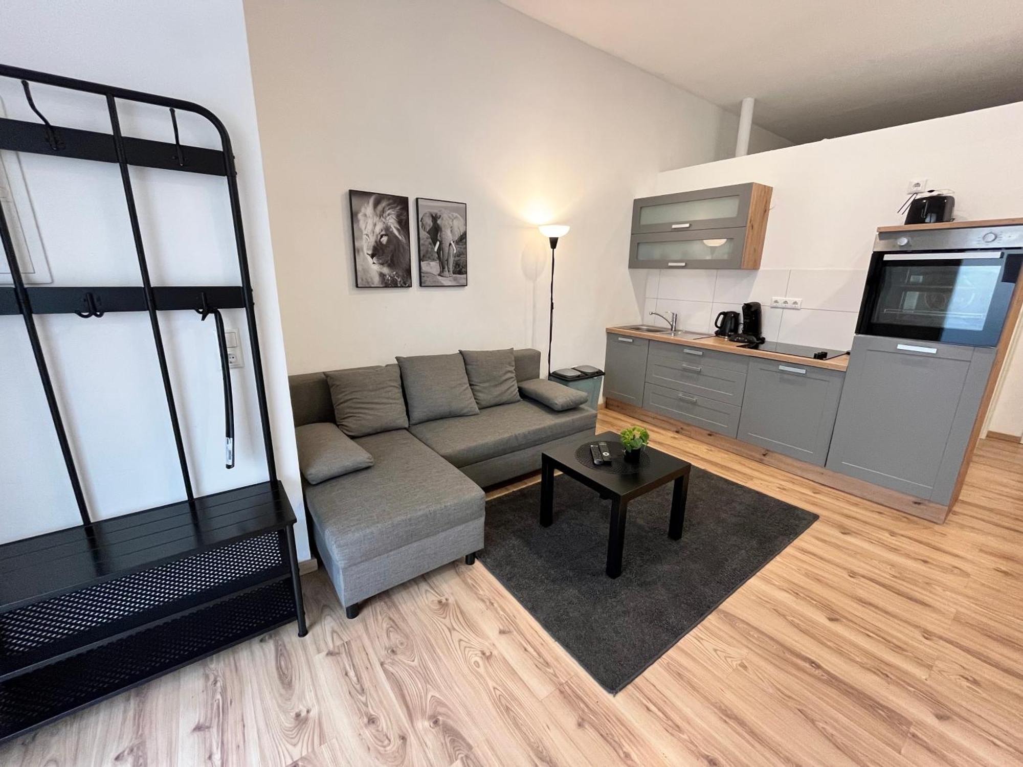 Apartment Central 10B 40Qm Wi-Fi Free Parking Calm Back House Dortmund Exteriör bild