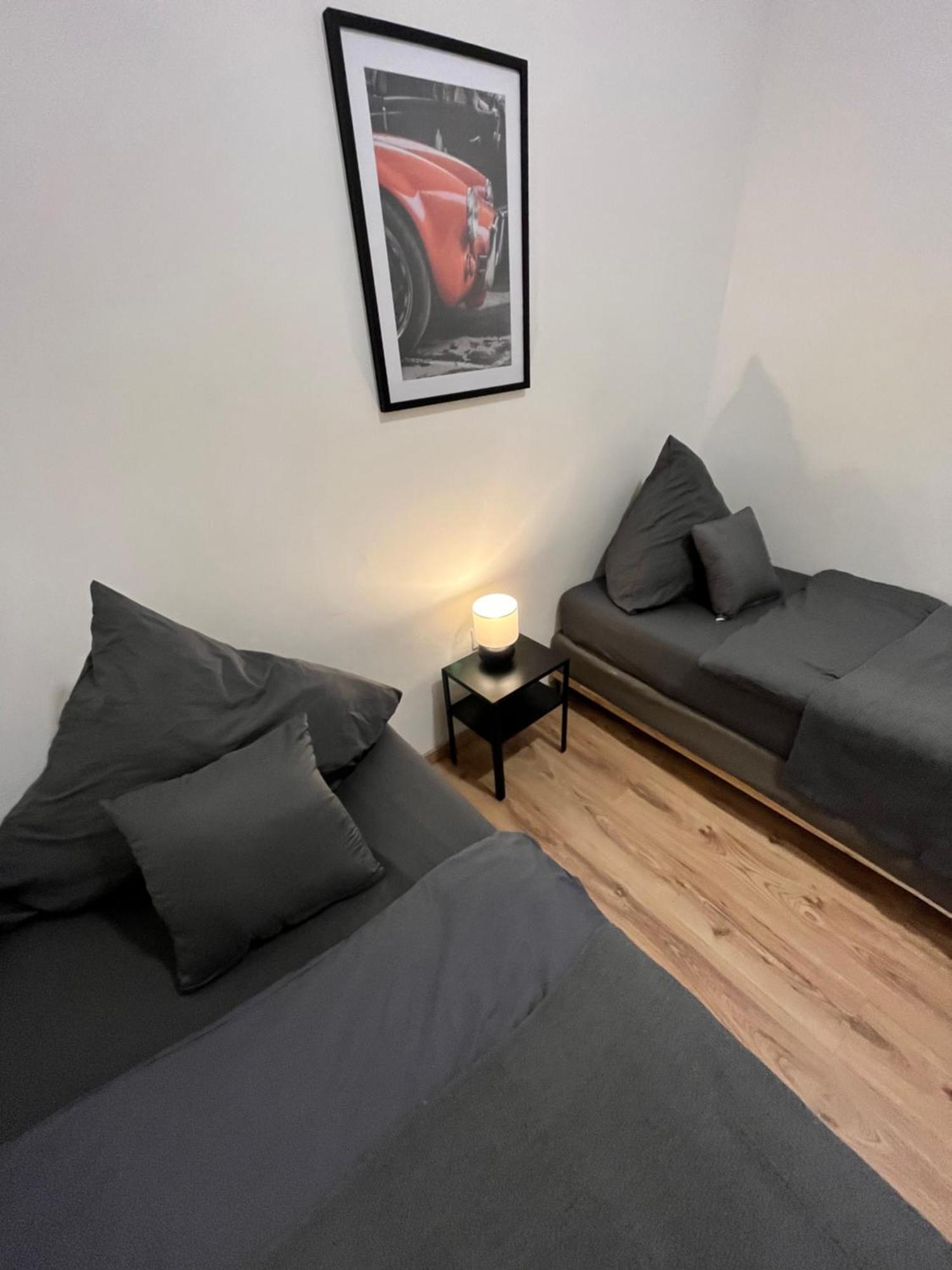 Apartment Central 10B 40Qm Wi-Fi Free Parking Calm Back House Dortmund Exteriör bild