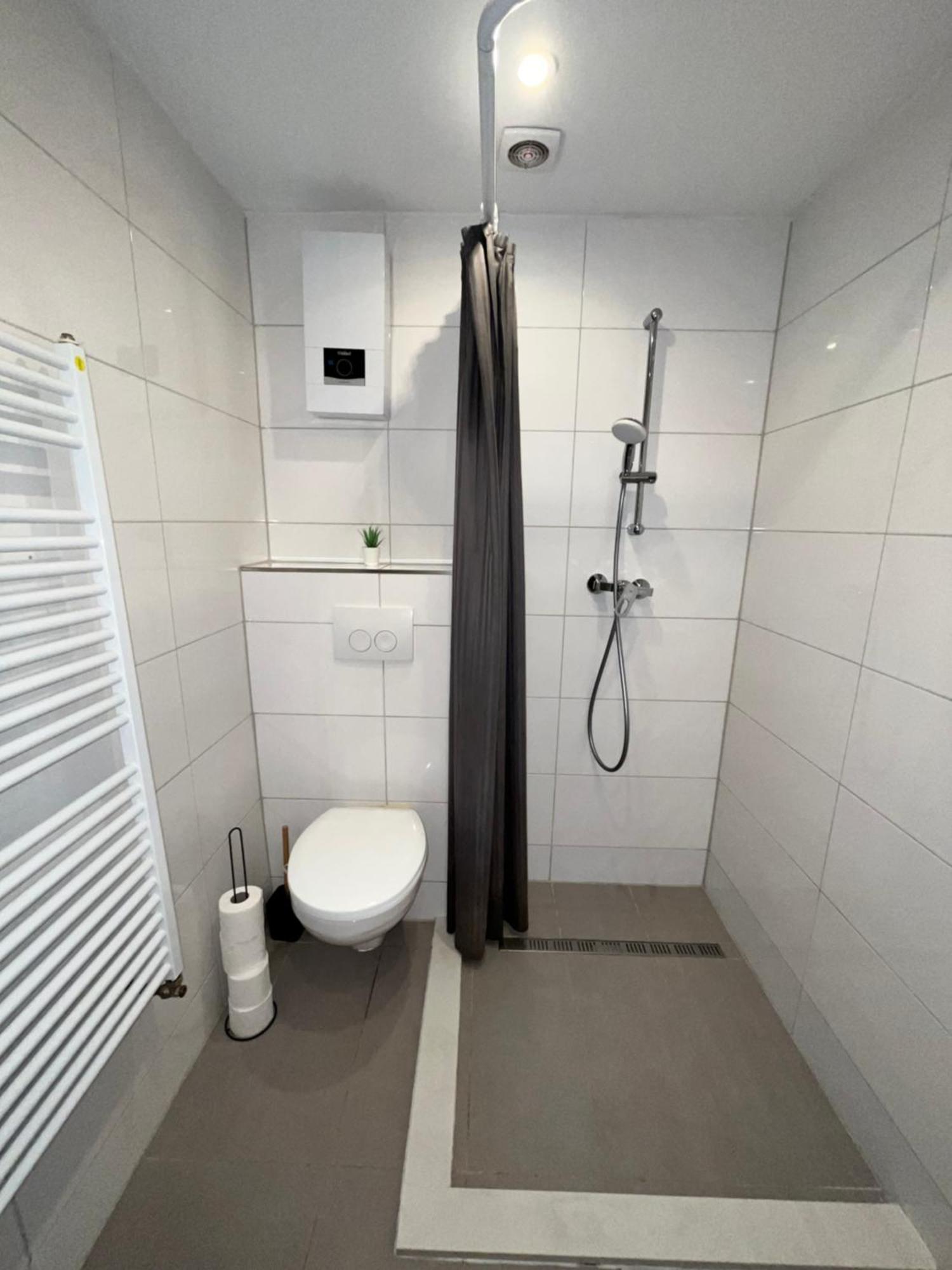 Apartment Central 10B 40Qm Wi-Fi Free Parking Calm Back House Dortmund Exteriör bild